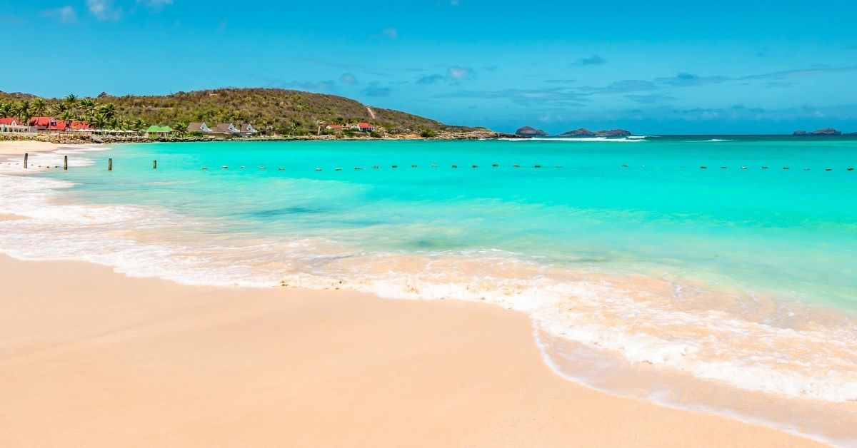 gorgeous Caribbean beach with small hotels in Saint Barthélemy